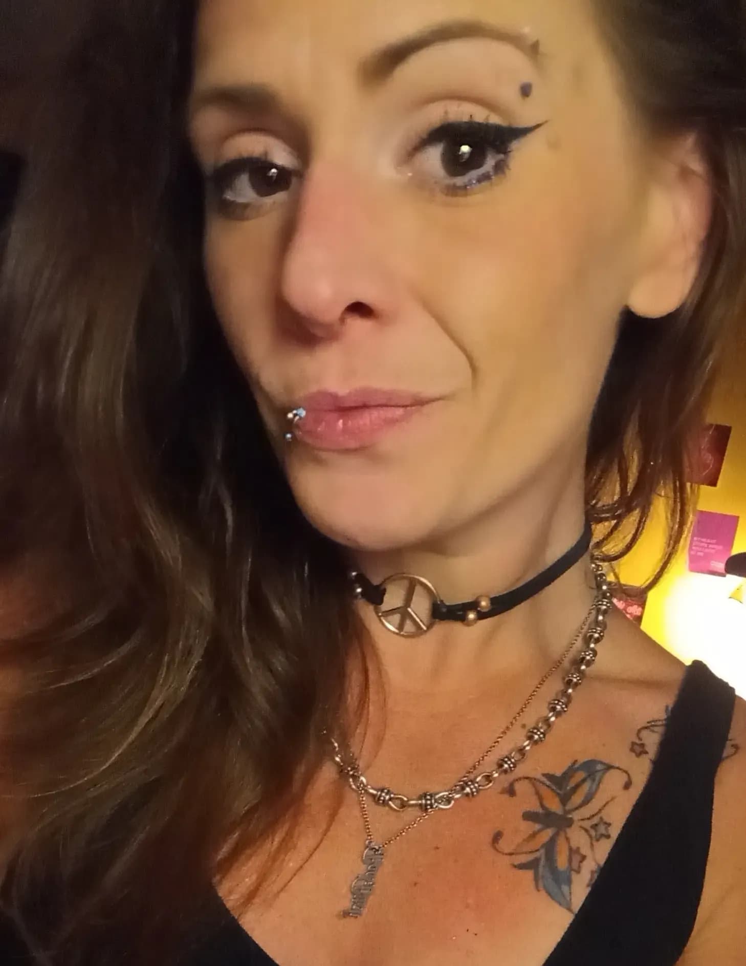 Melanie image