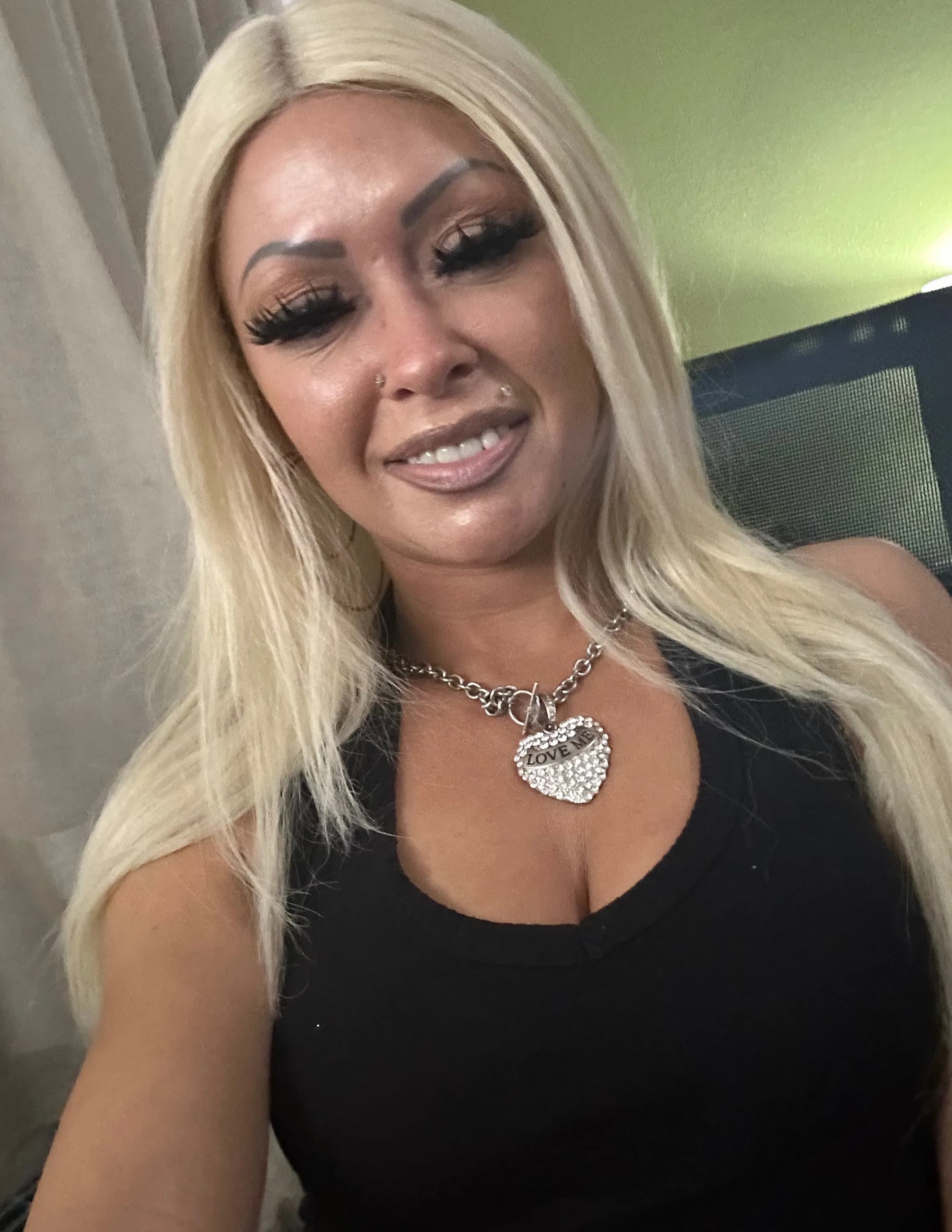 💋Krystal Petite Treat💋 image