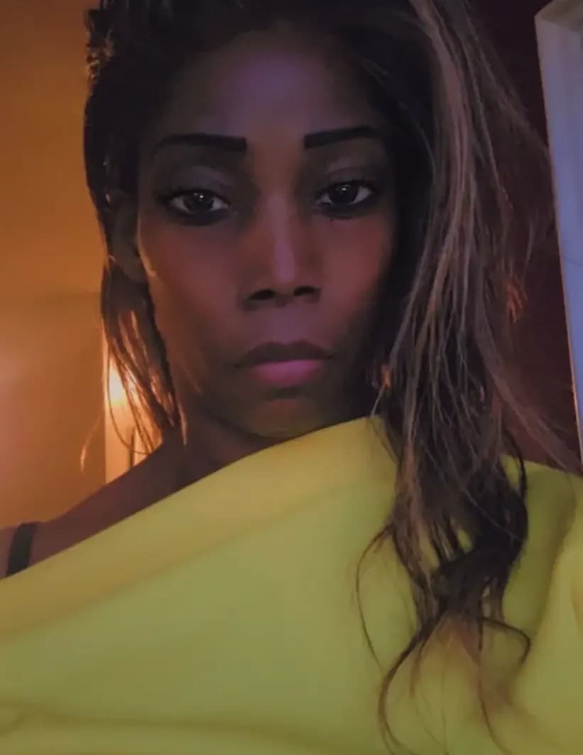 Nicole Brown image