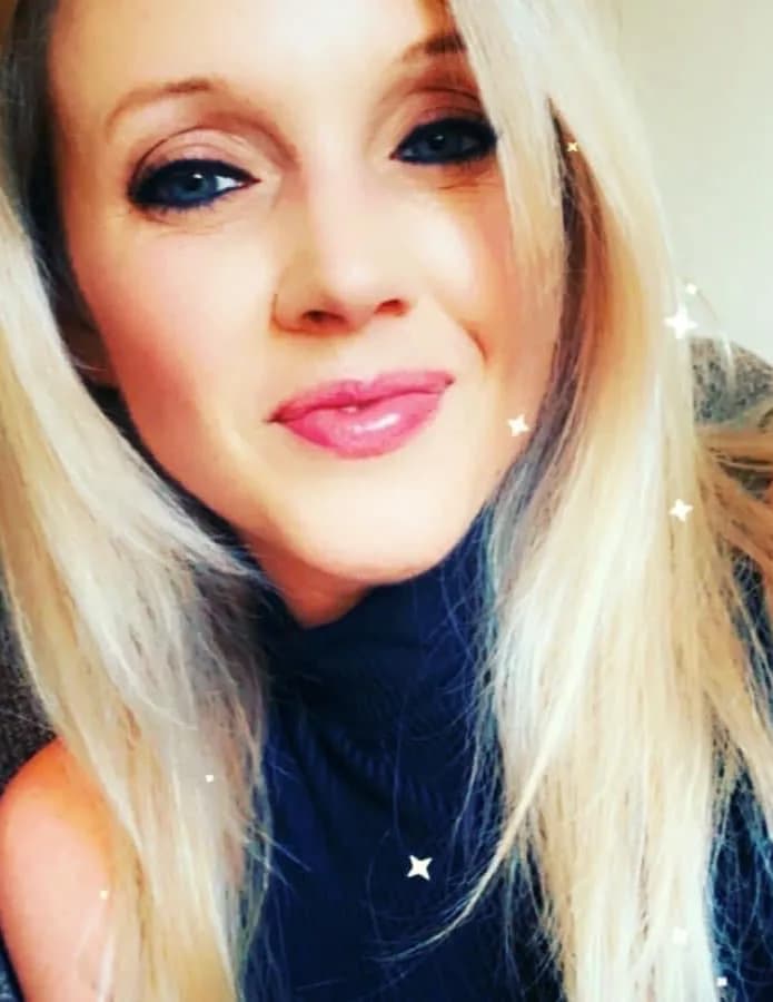 Nicole image