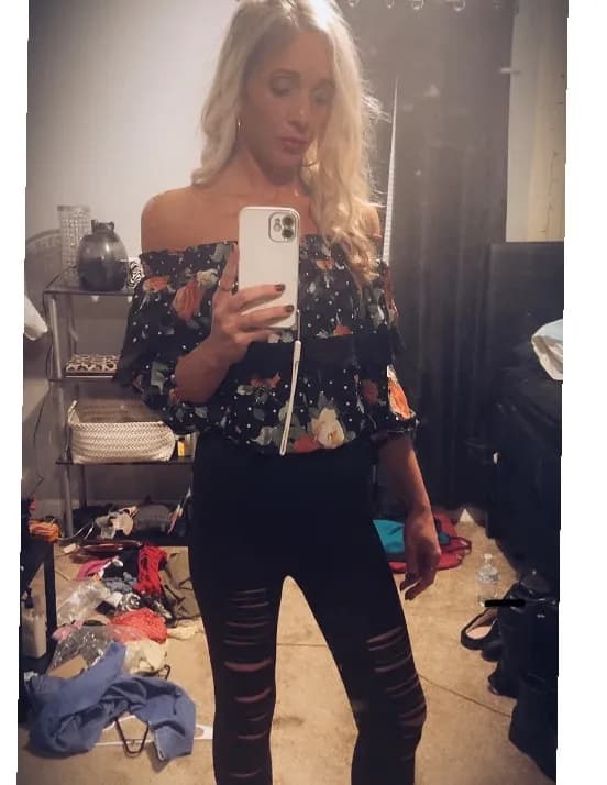 Nicole image