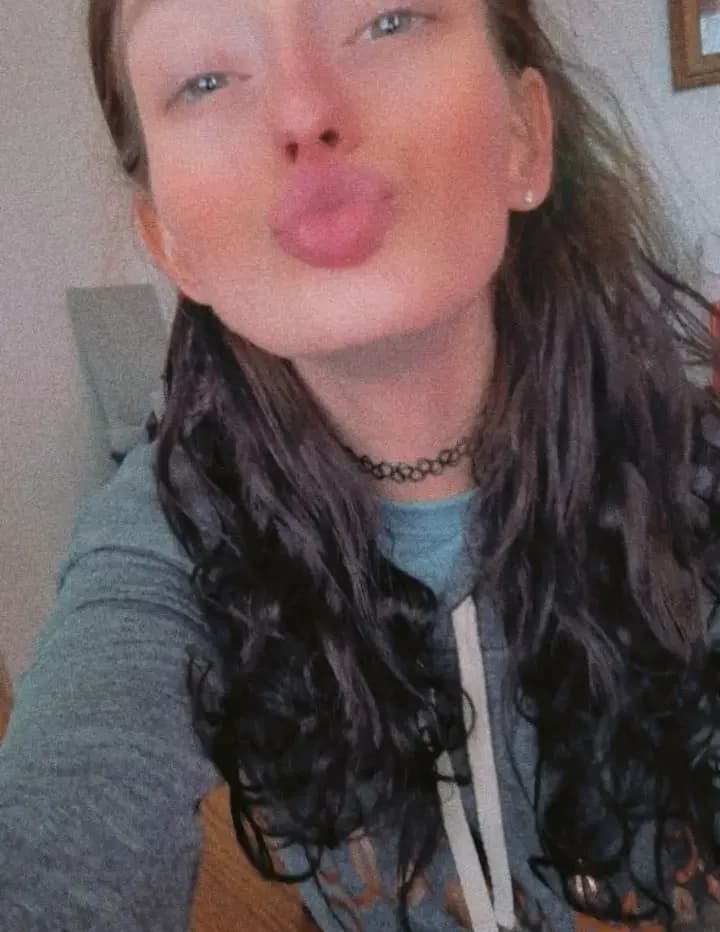 glamorousbaddie01 image