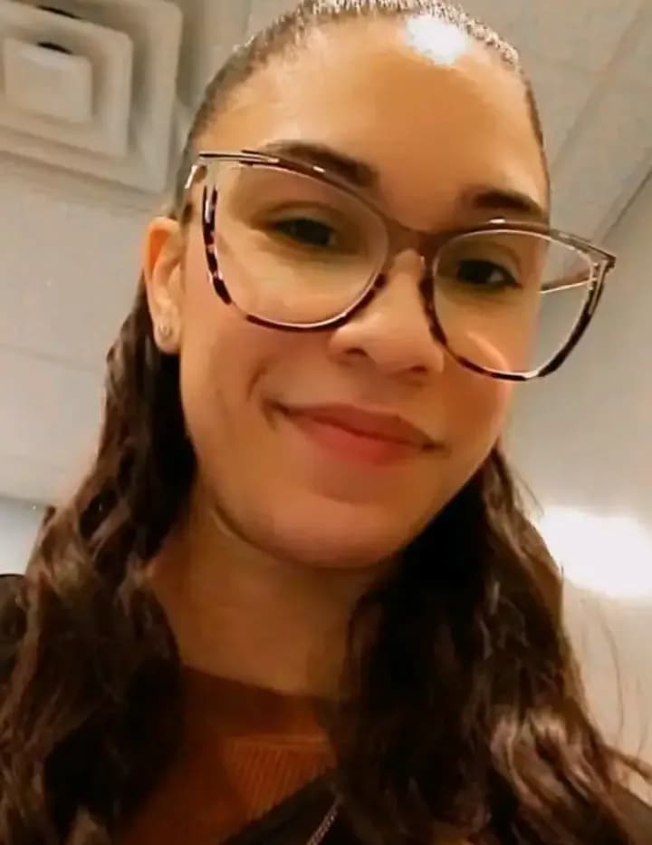 Valeria ayala torres image