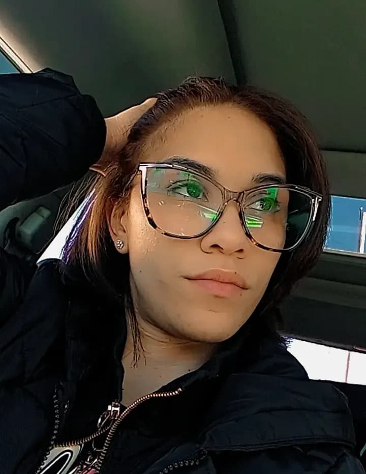 Valeria ayala torres image