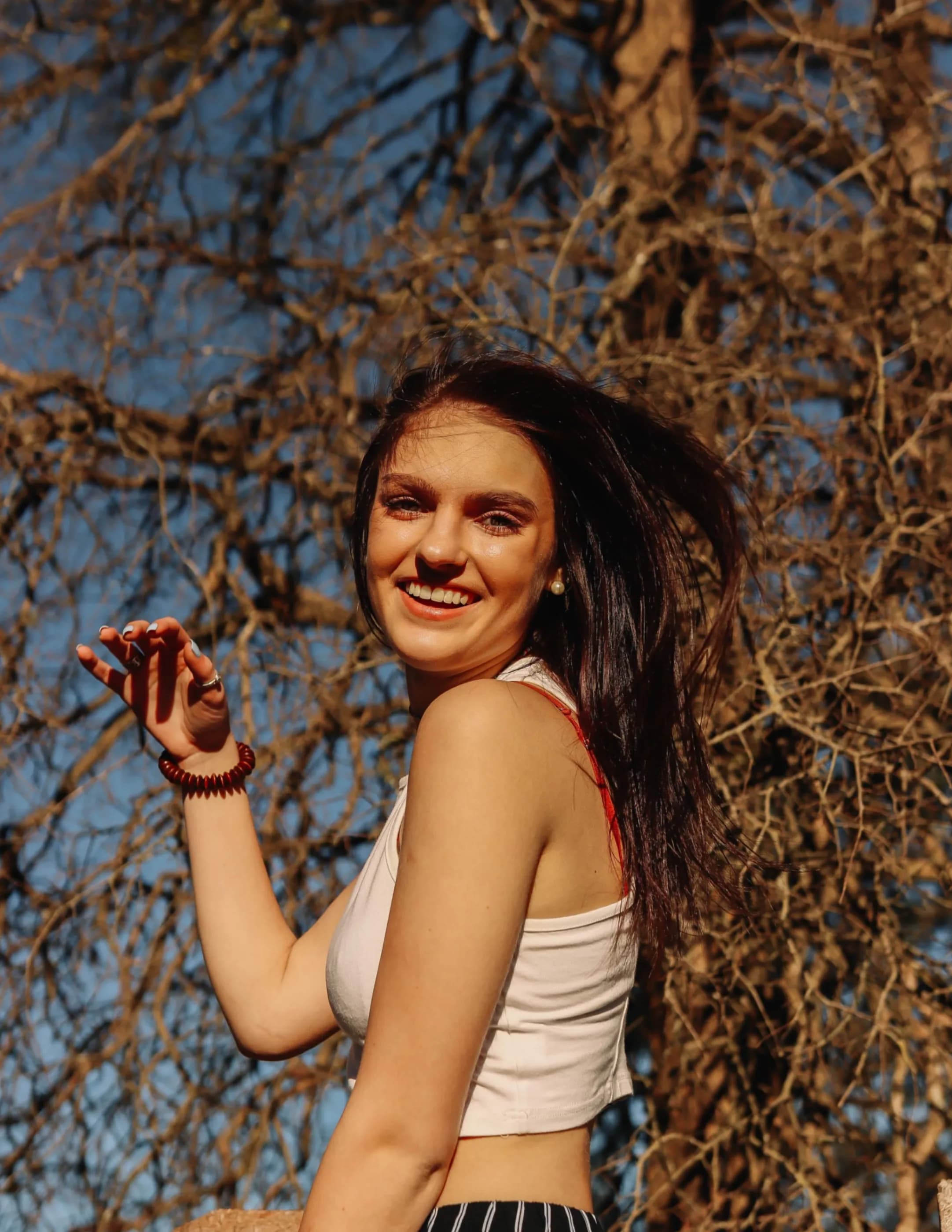 Alina H. image
