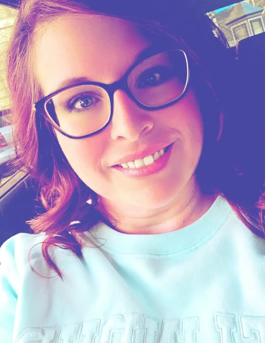 Holly Sue image