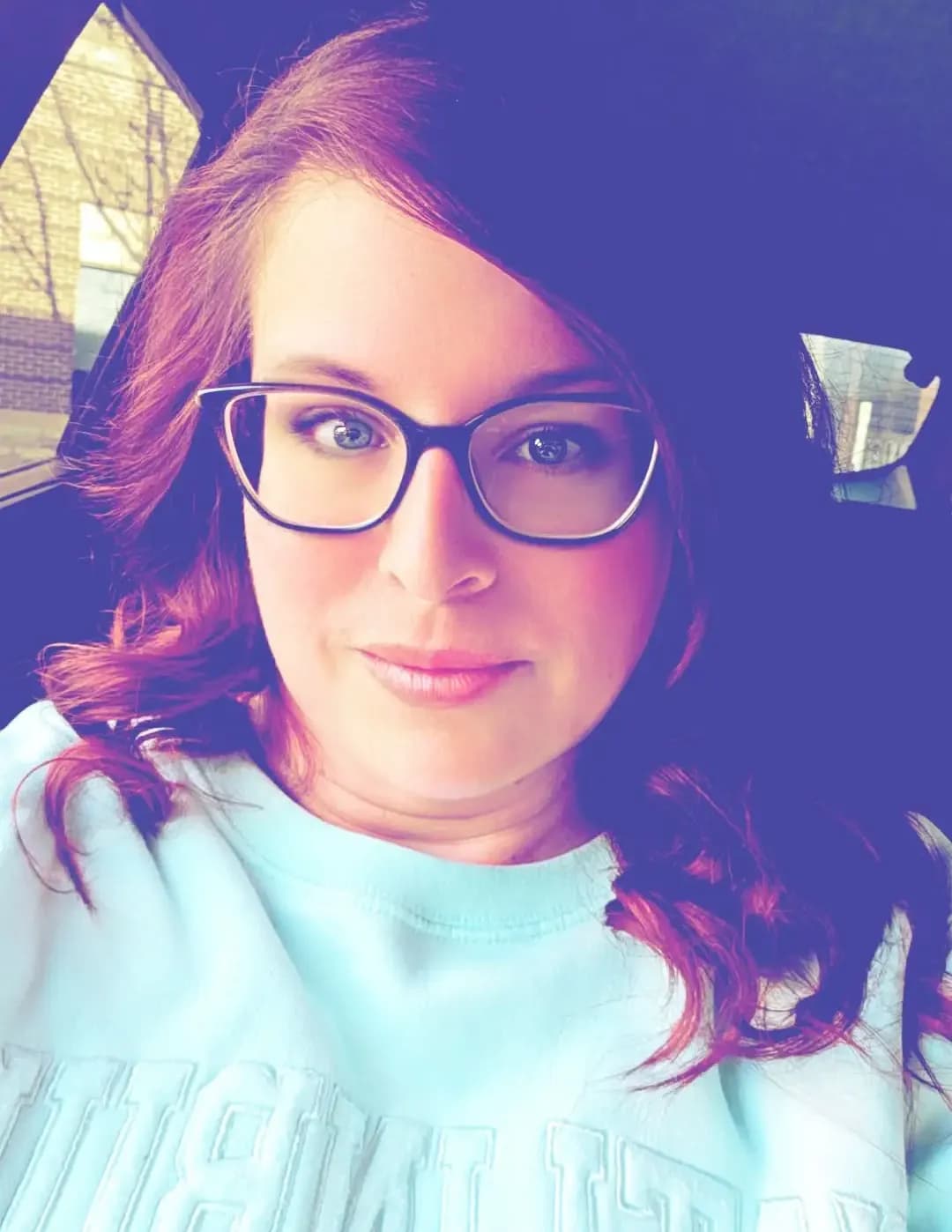 Holly Sue image