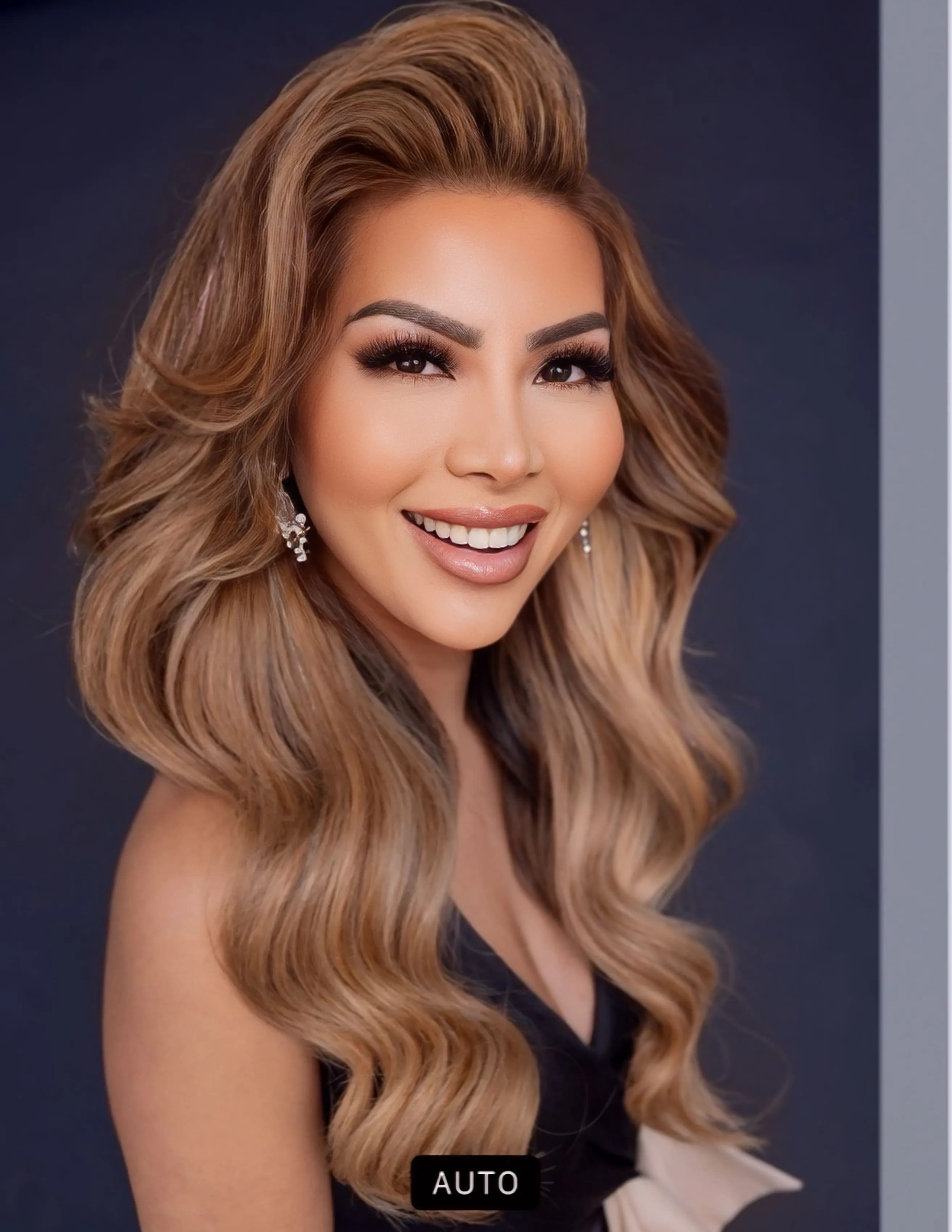 Christina Nguyen image