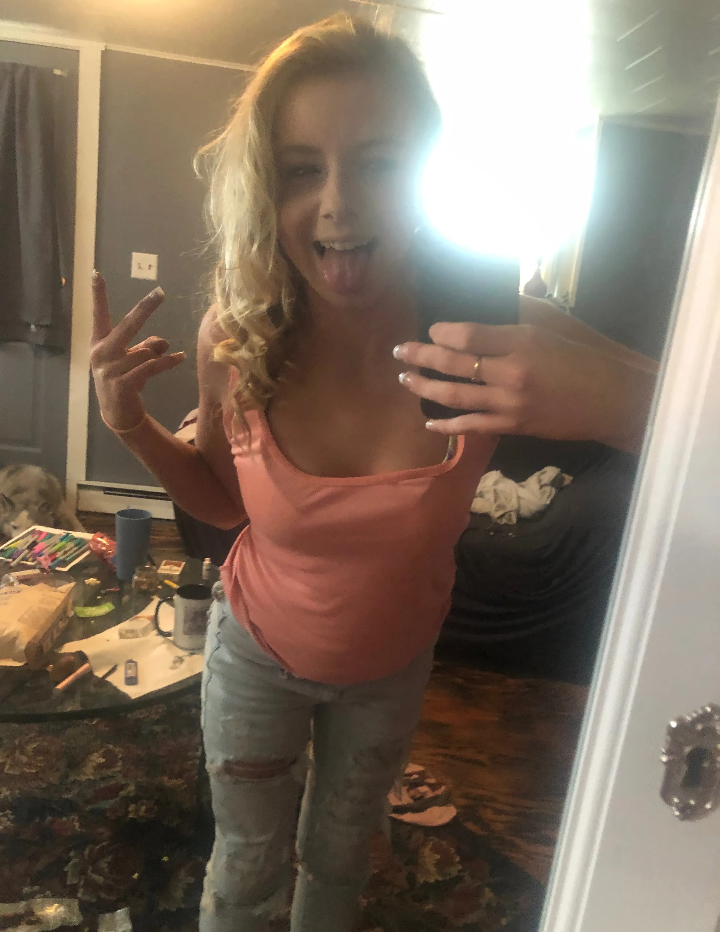 Jennelle Hill image