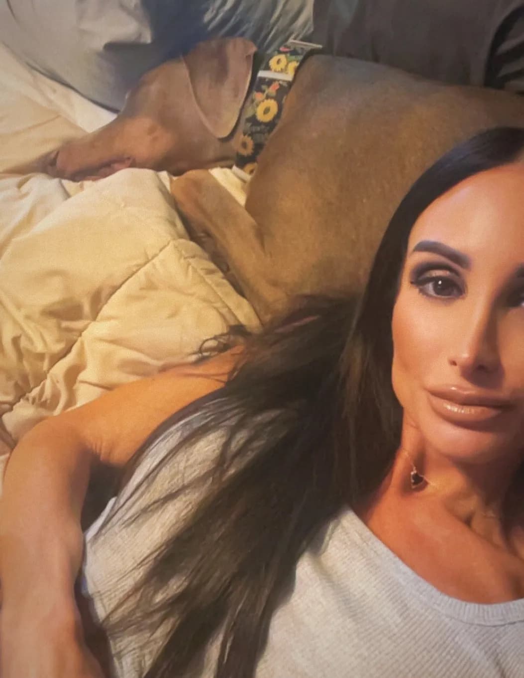 DanielleLeigh image