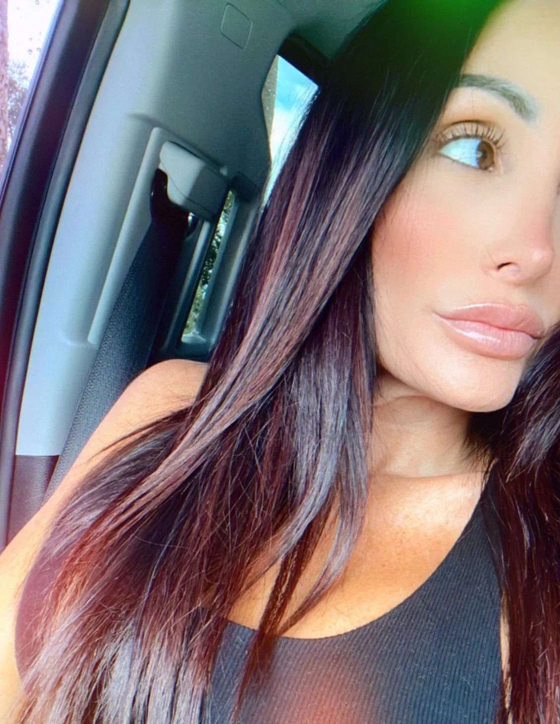 DanielleLeigh image