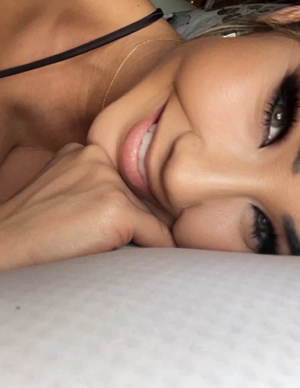Myk Diane image