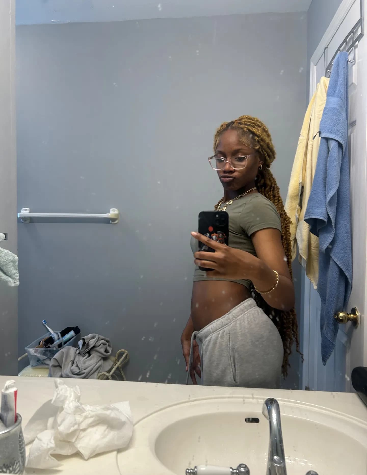 Gabby carter image