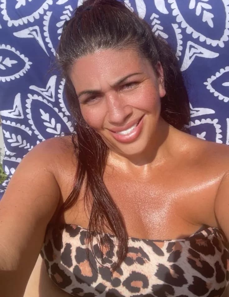 Nina loukanopoulos image