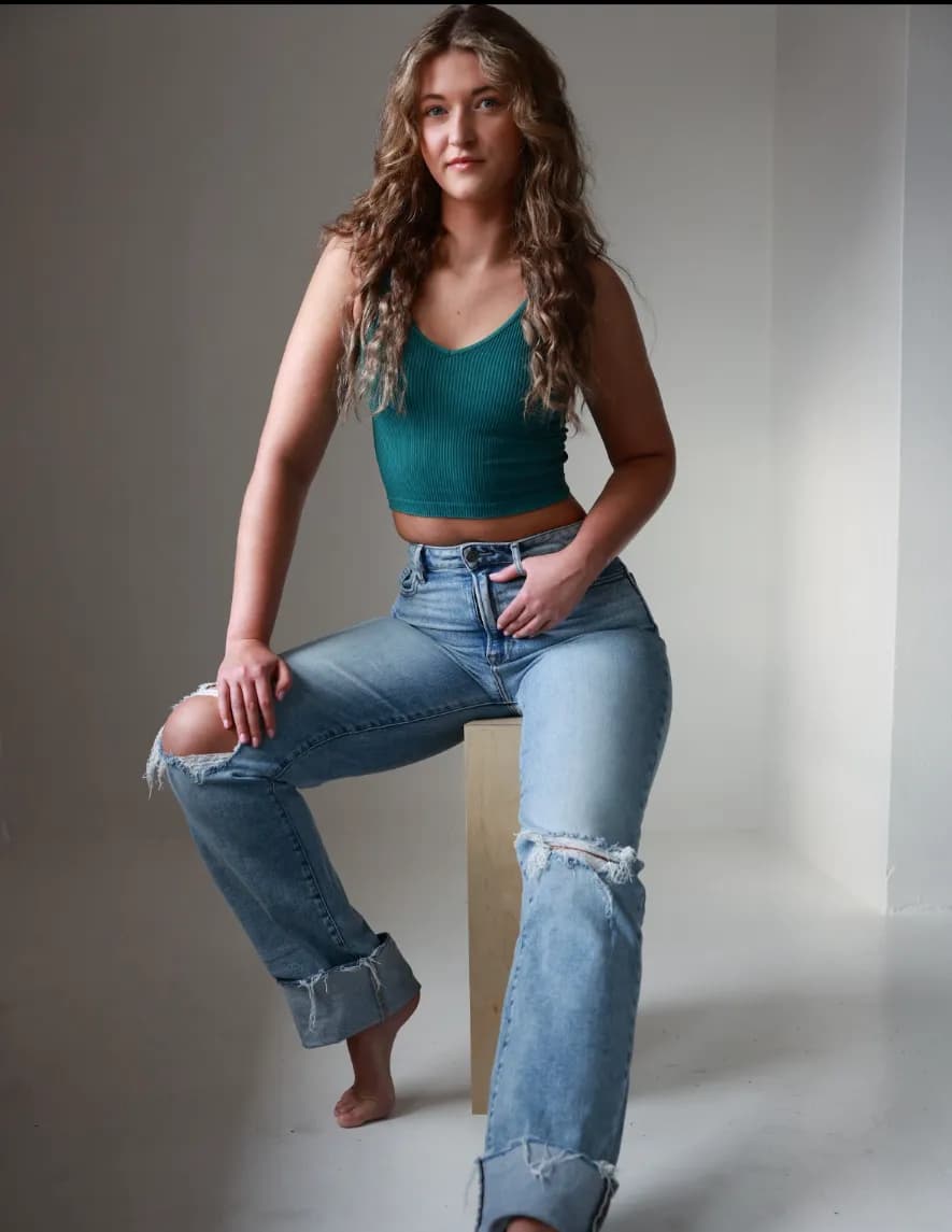 Lauren Torrance image