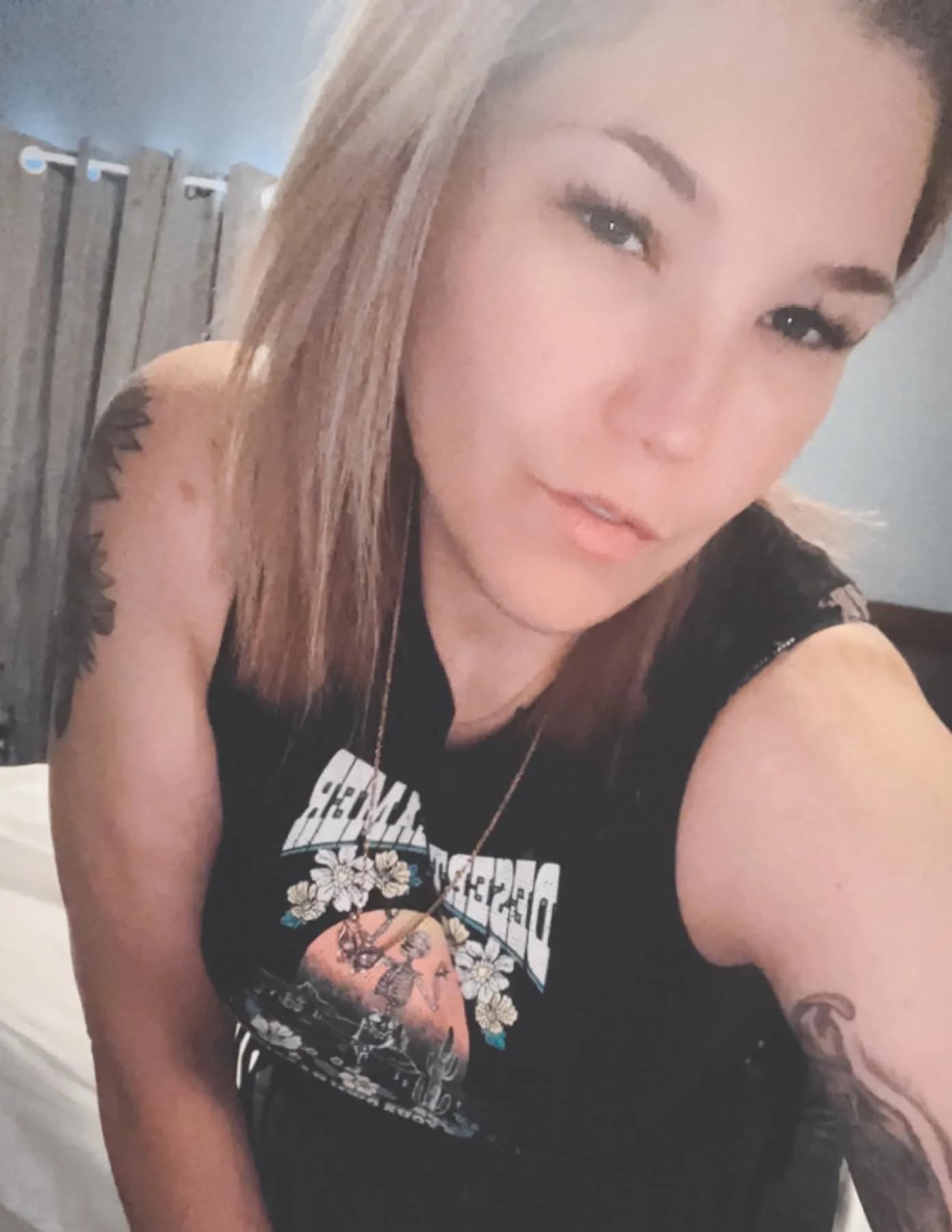 Ashley image