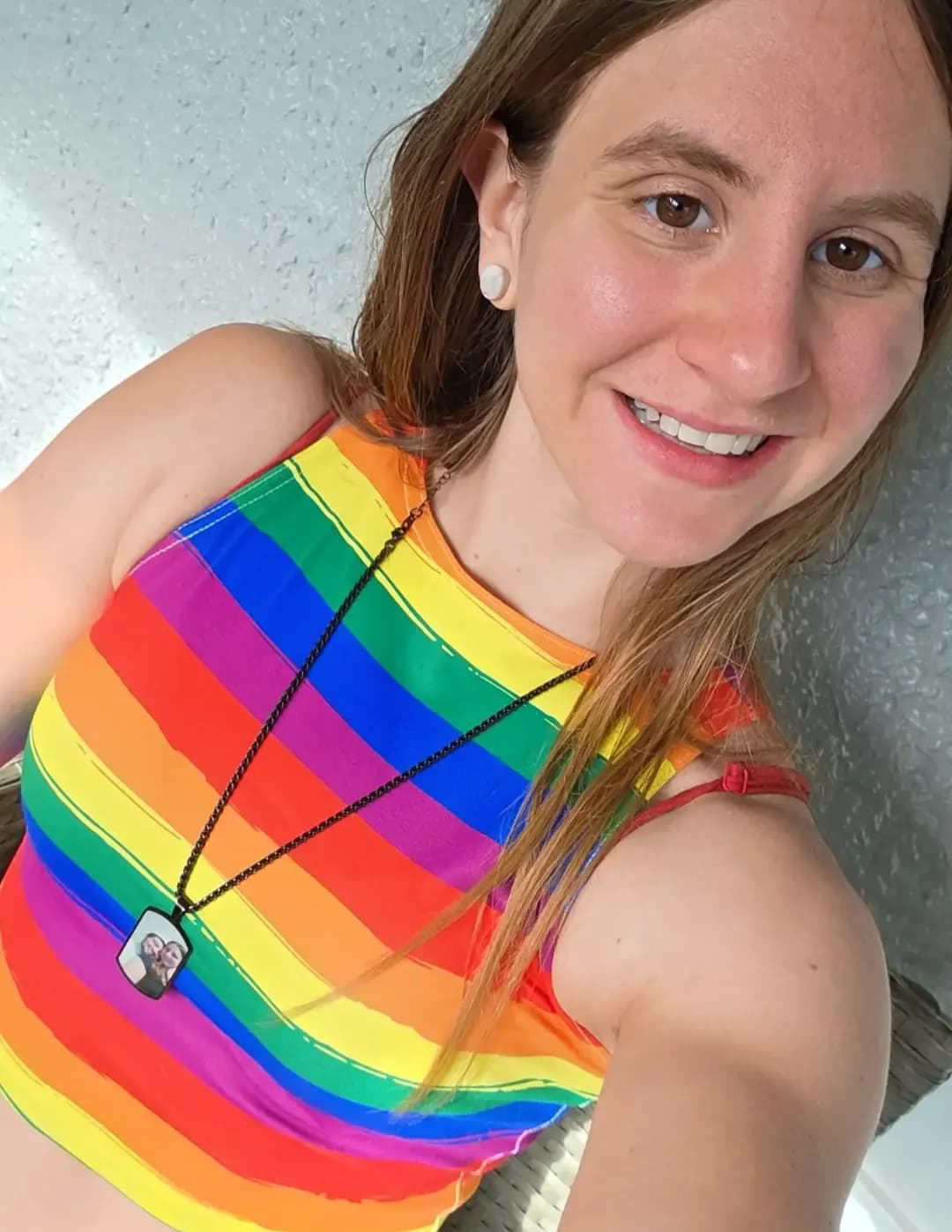 Julia Vargas image
