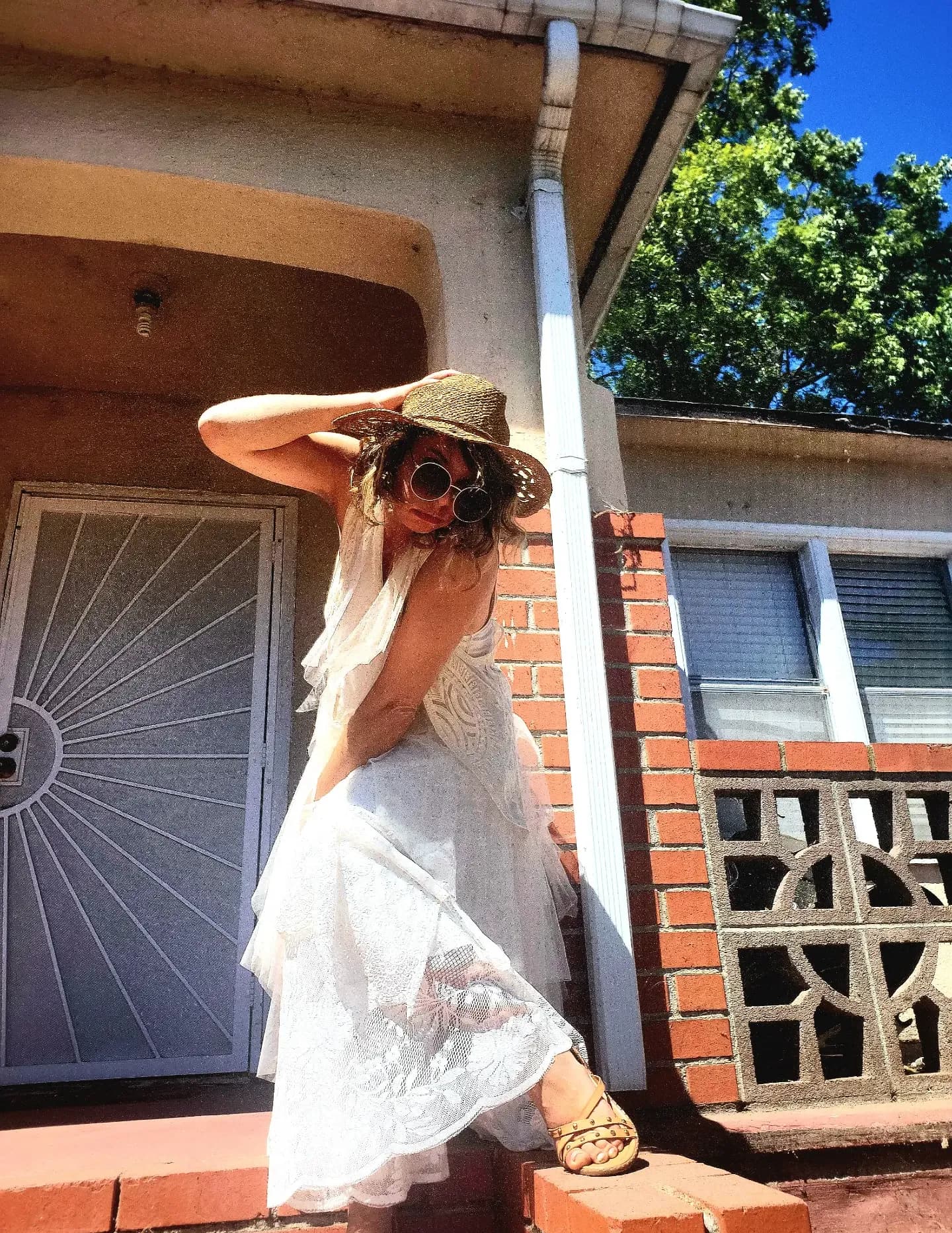 Melissa image