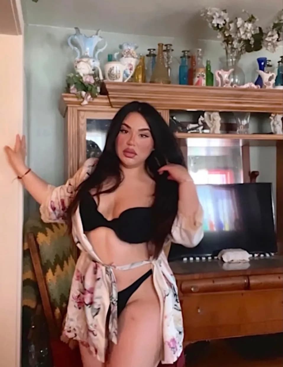 Trisha Rose image
