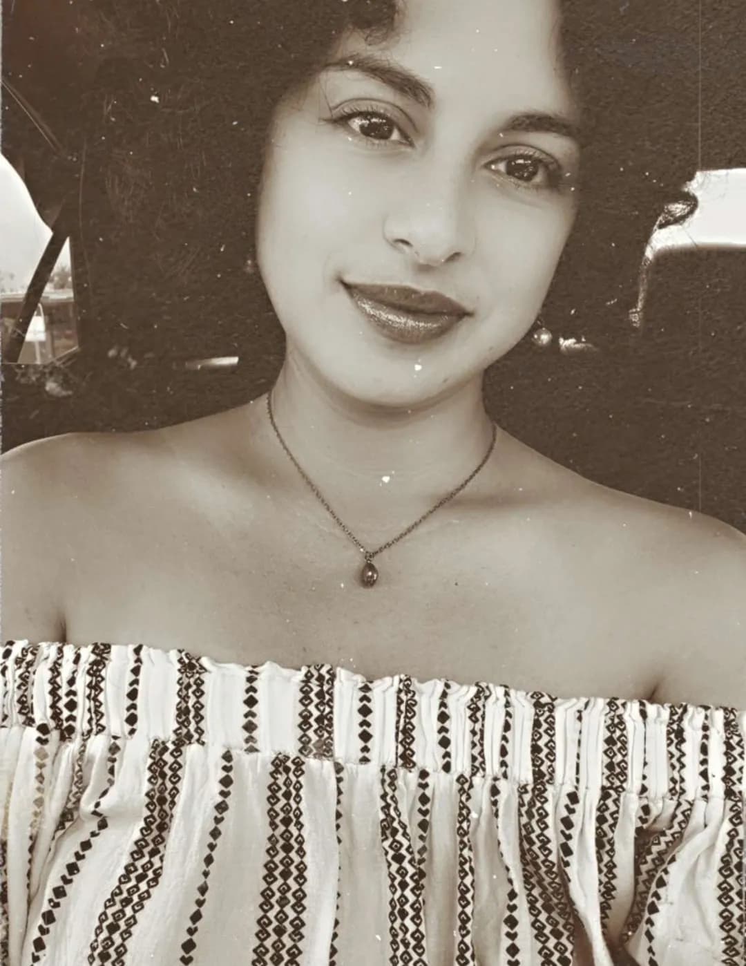 Caroline Hernandez image