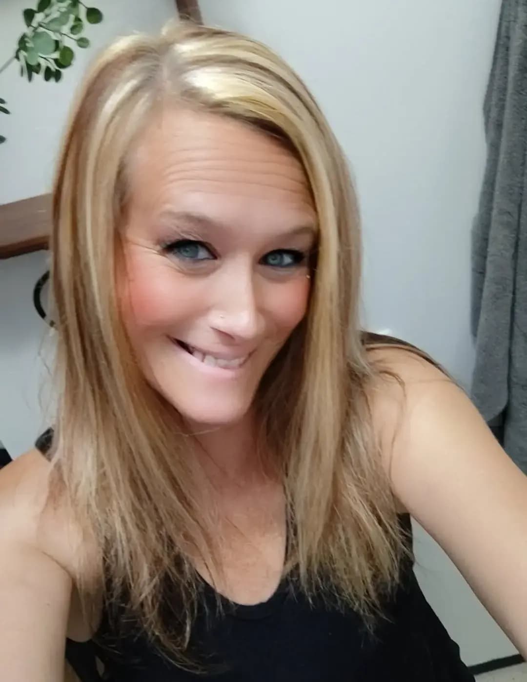 Erica Vore image