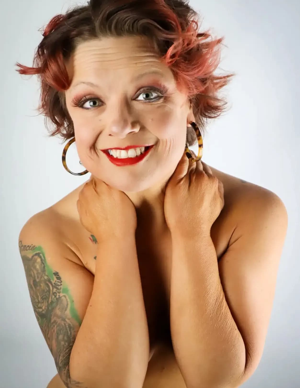 OFFICIALMODELJONIBETH image
