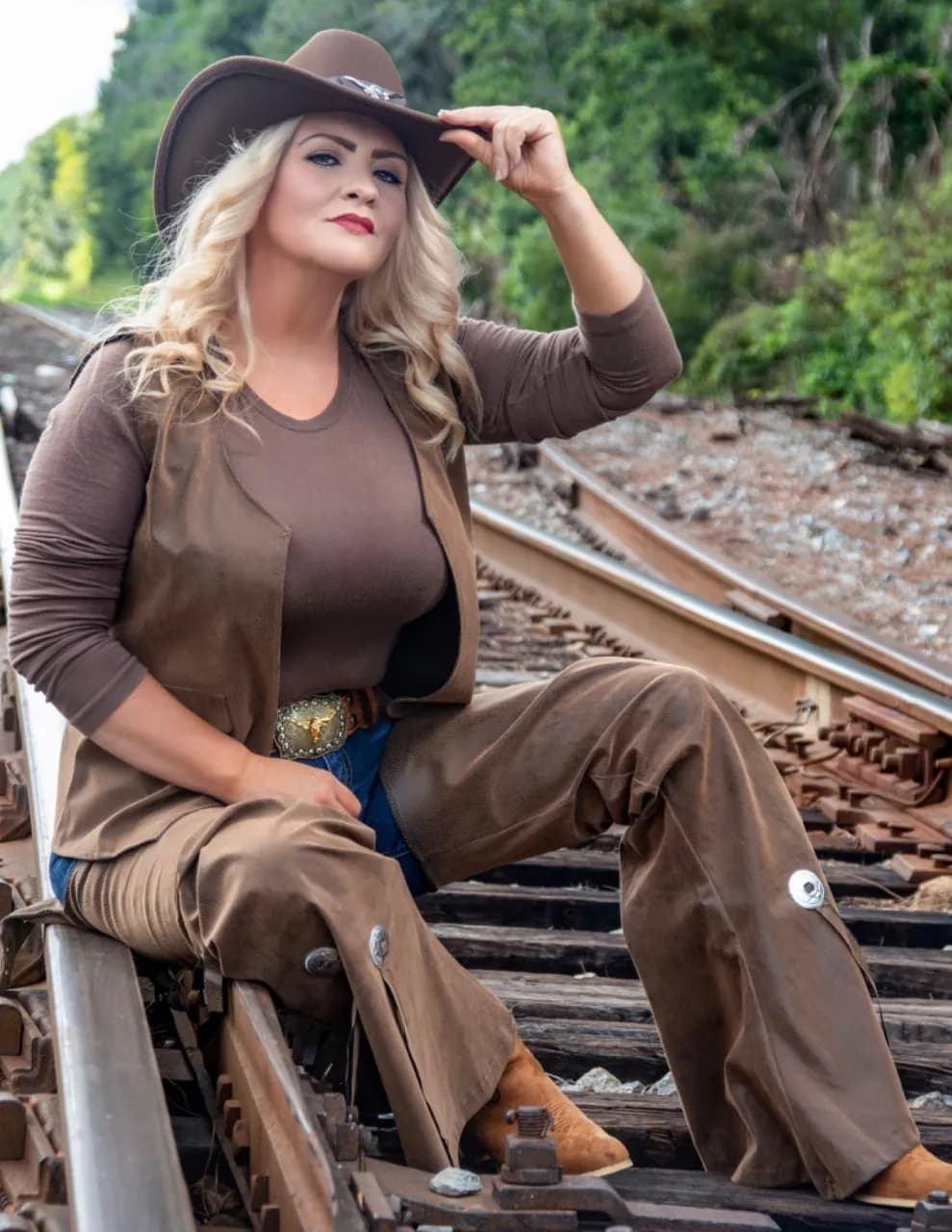 Jennifer carter ( Brinx savage) image