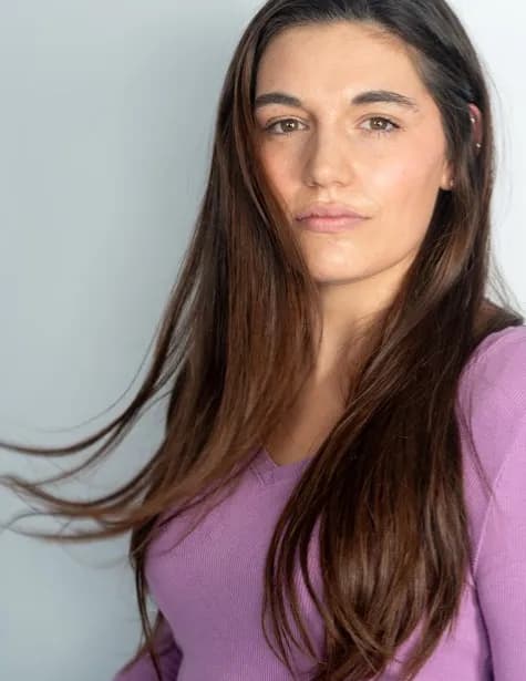 Briana Oakley image