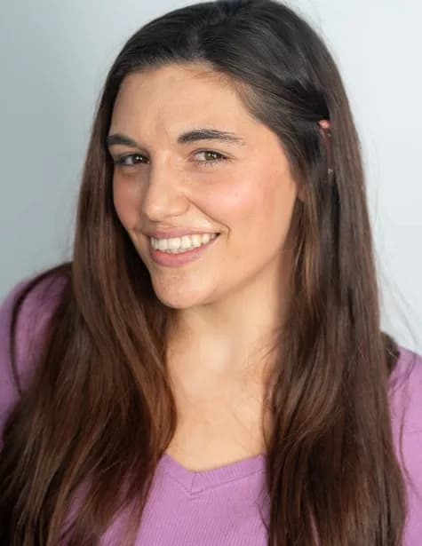 Briana Oakley image
