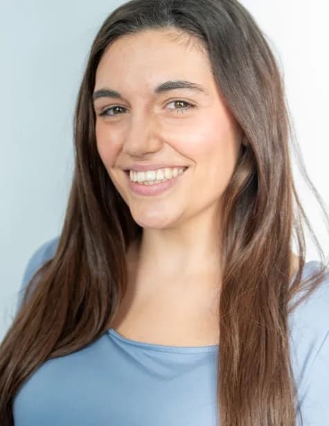 Briana Oakley image