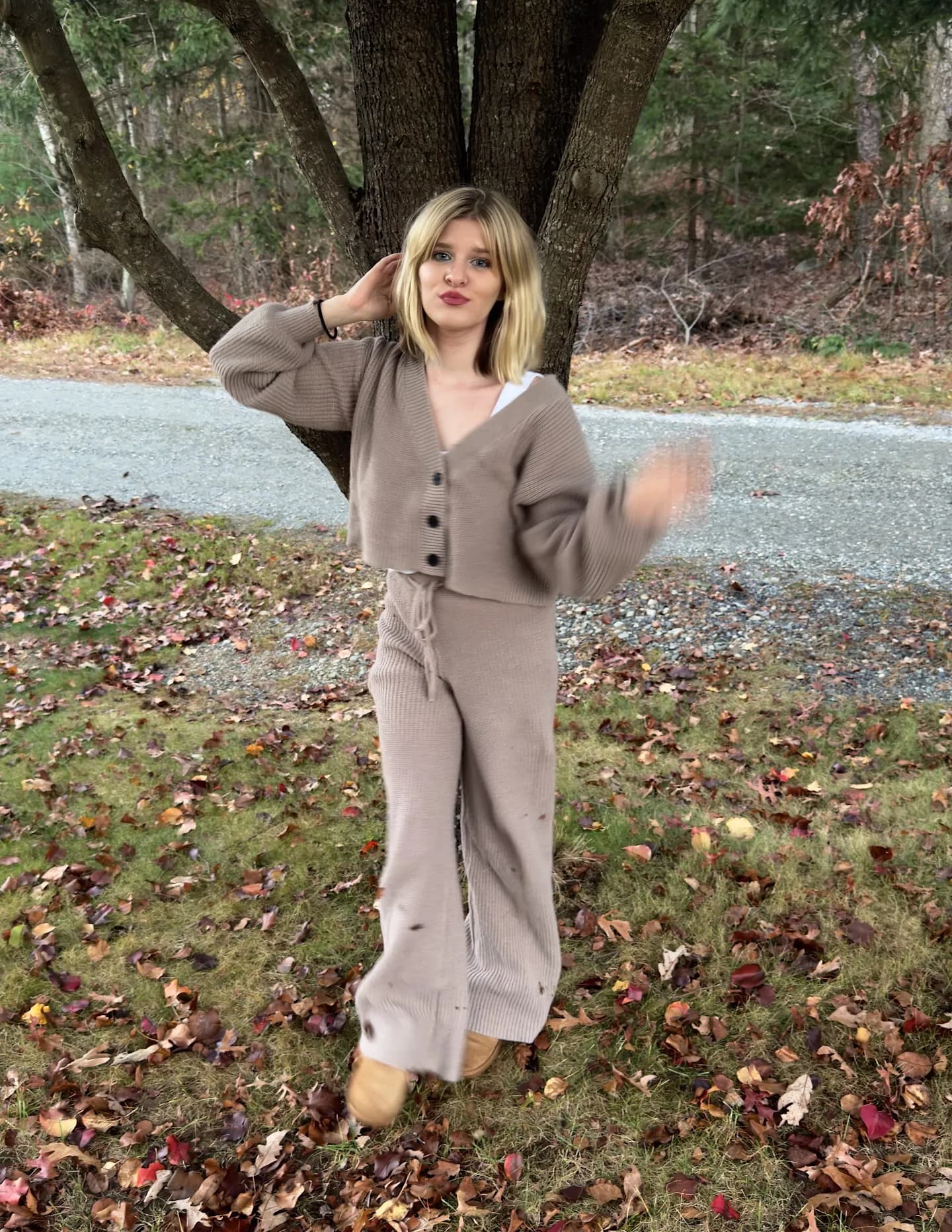 Hailey Outtrim image