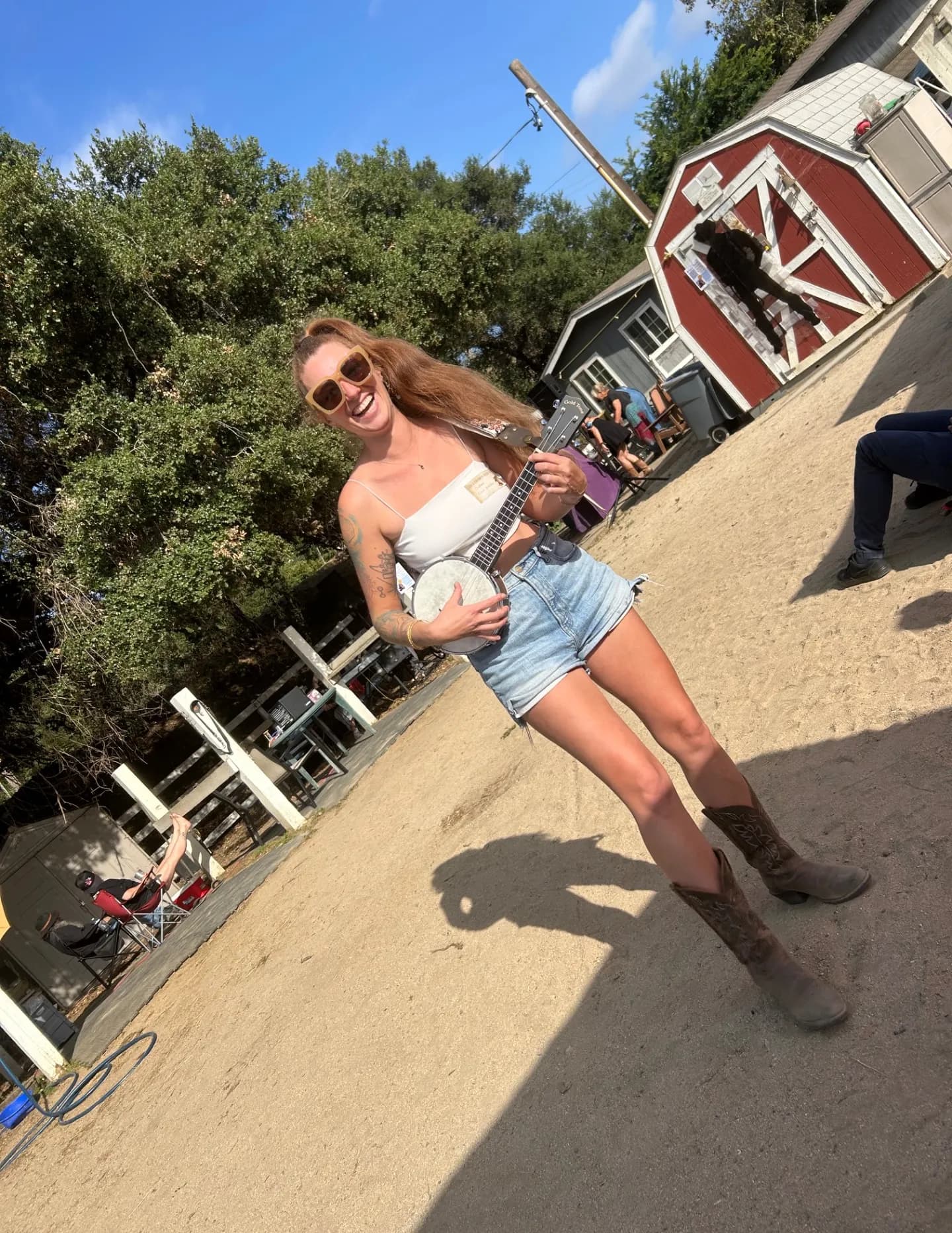 Hannah Lee image
