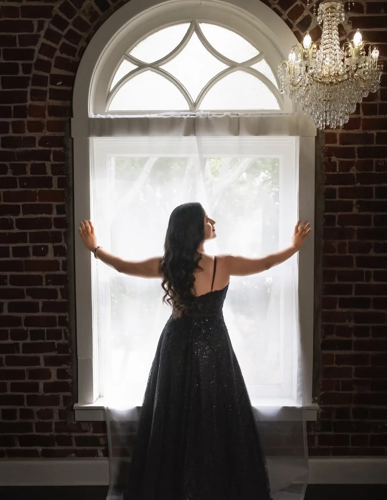 Sara Anjum image