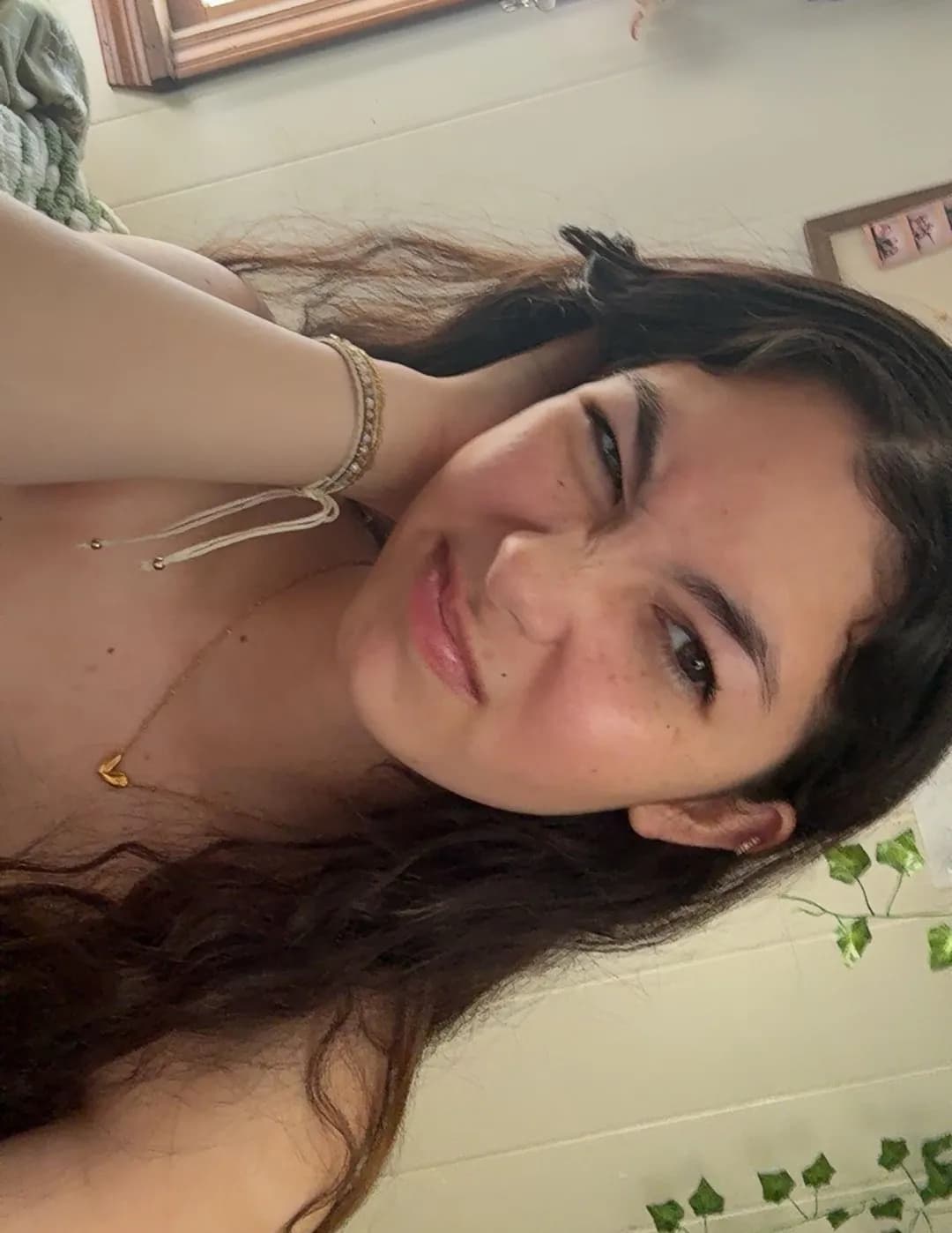 Ava image