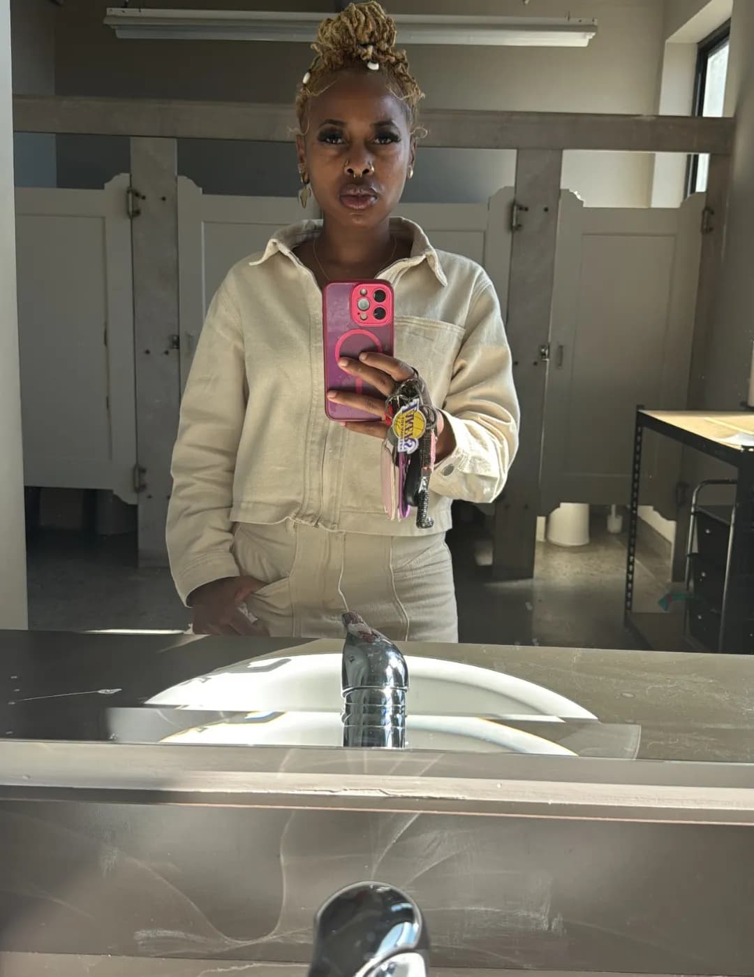 Le’Aunna Rhodes image