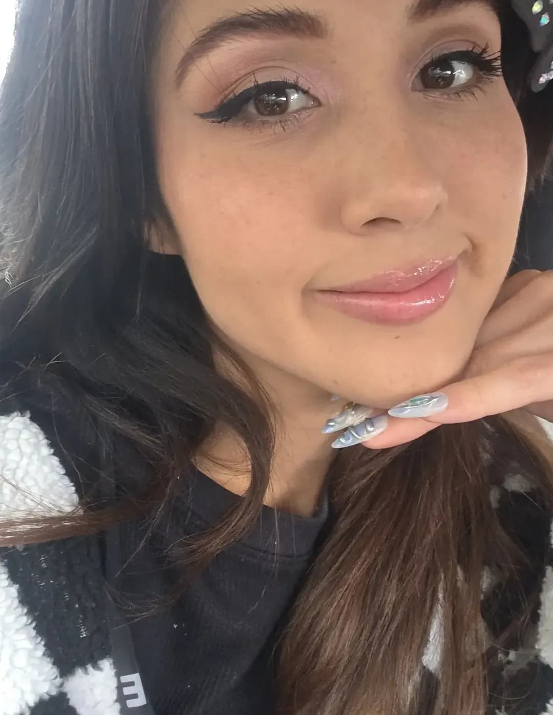 @elishalunaruiz image