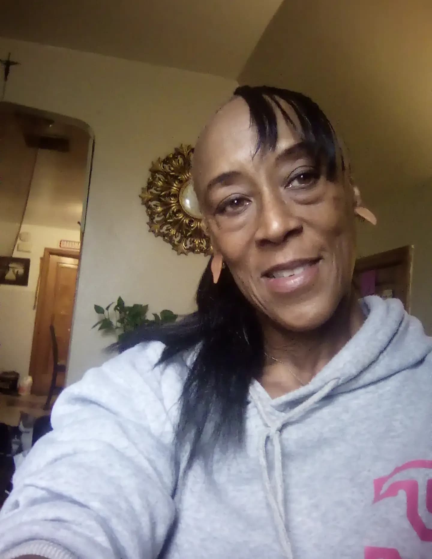 Simone Pierce image