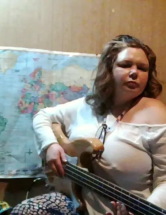 Danielle Vera Metz image
