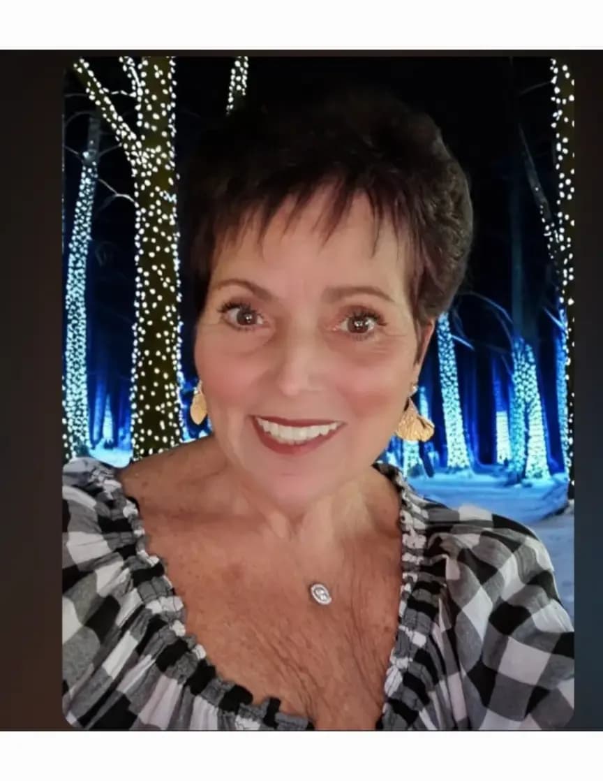 Carolyn image