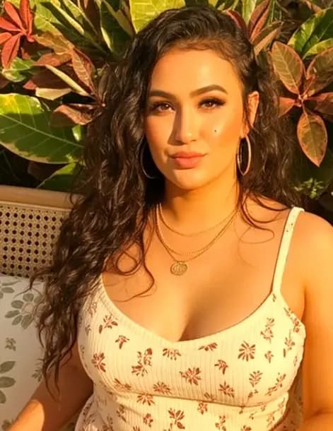 Georgena Vladik image