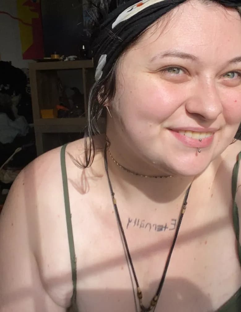 Halie Zinnia image