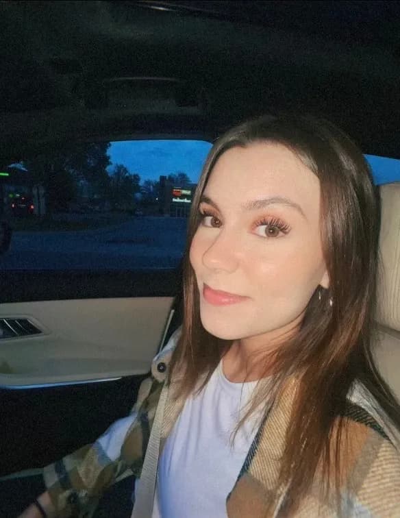 Hailey Higens image