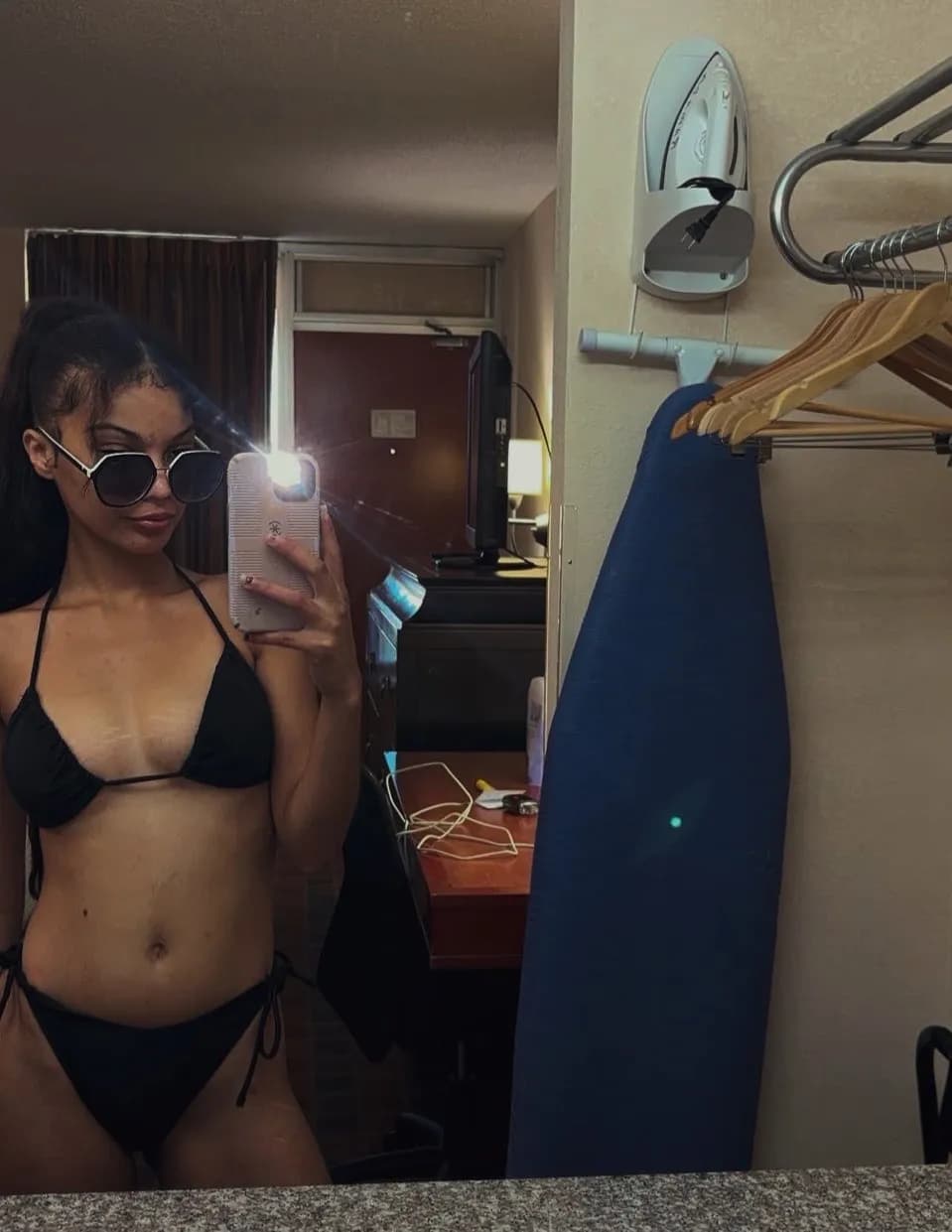 Augustina Inez image