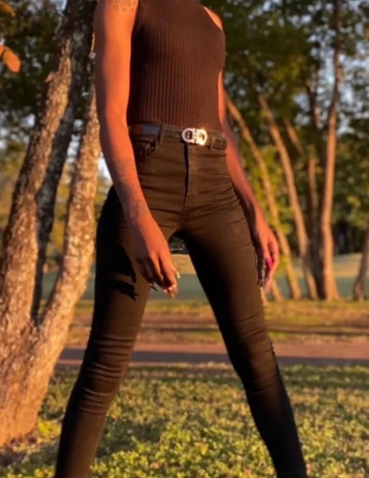 thatellisgirlreee_ image