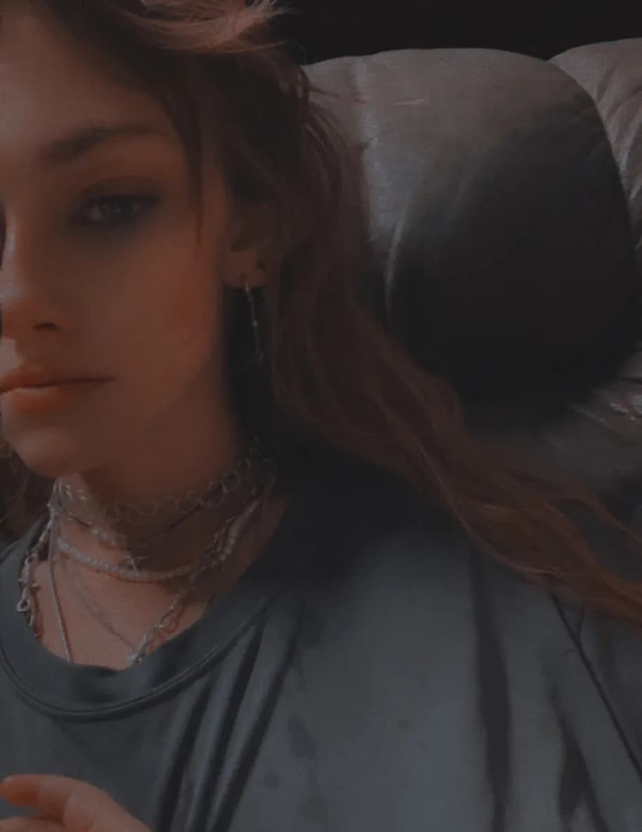 Taylor Synee Poole image