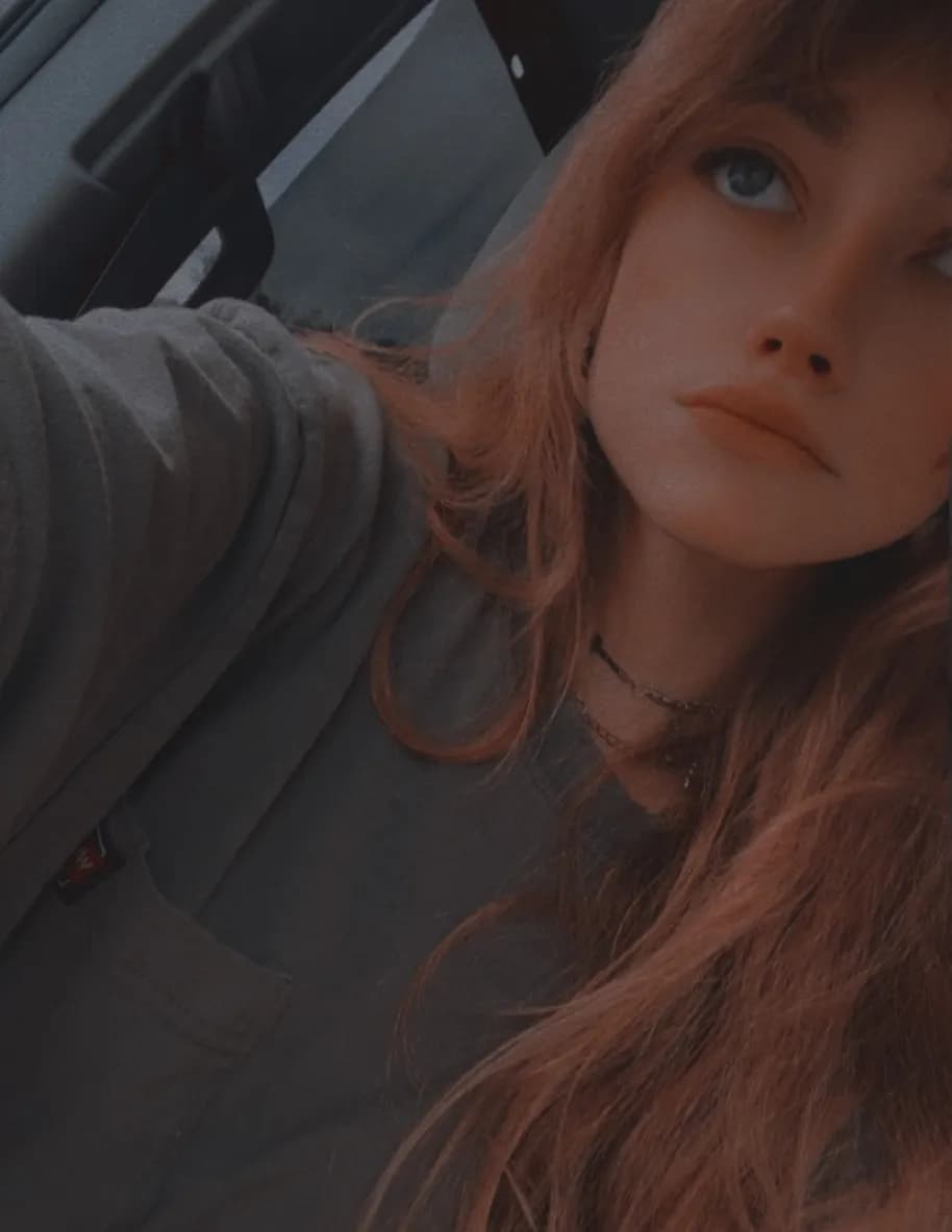 Taylor Synee Poole image