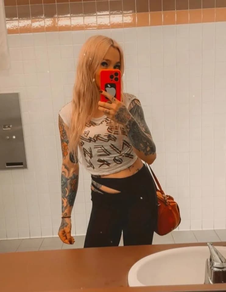 Melissa Belle image