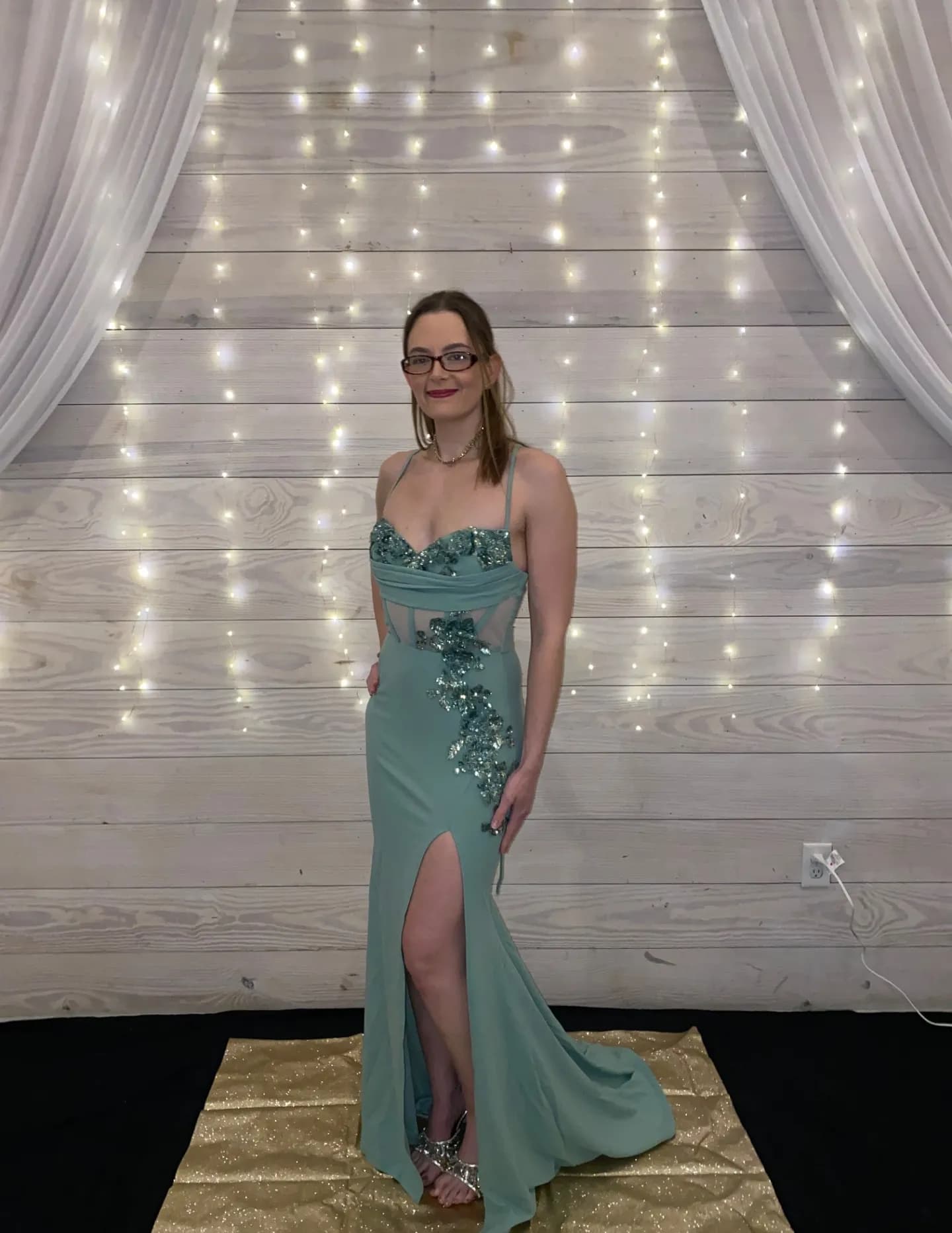 Tessa Ates image