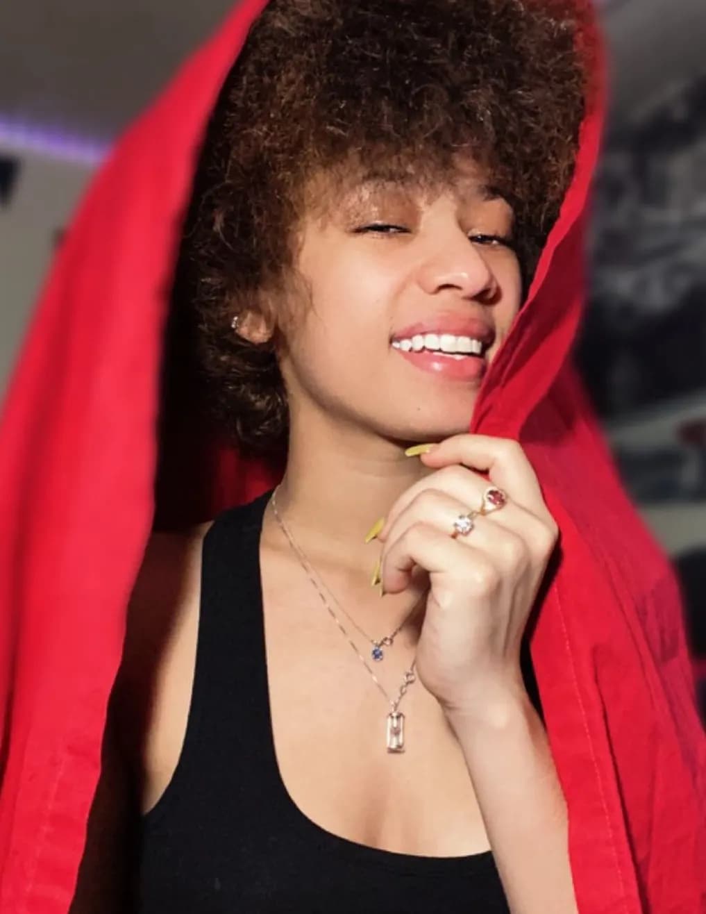 Sexy Sally image