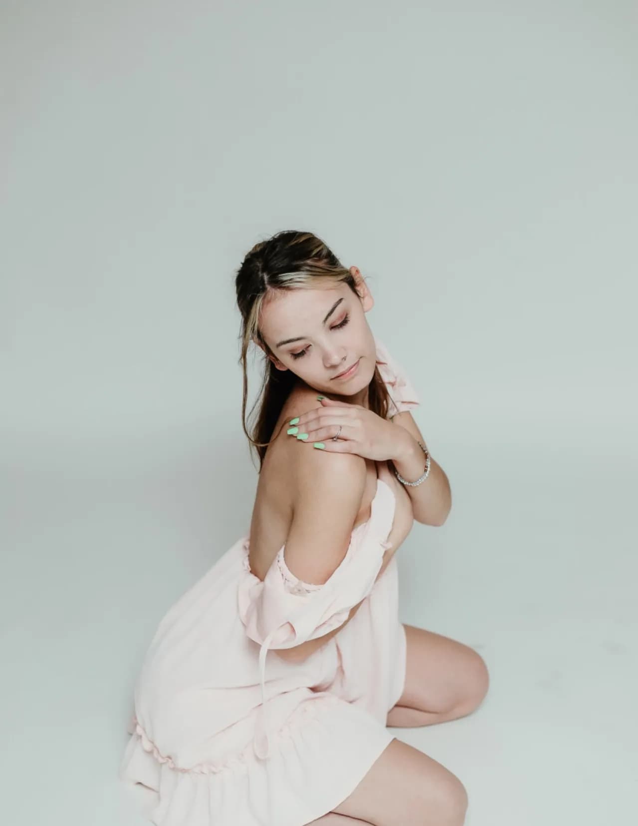 Elizabeth lokovich image